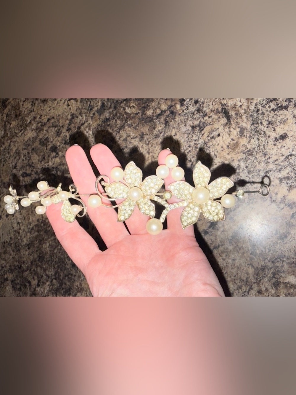 $2 Pearl & Crystal Floral Hair Vine $2 WITH ANY $10 ORDER OR MORE